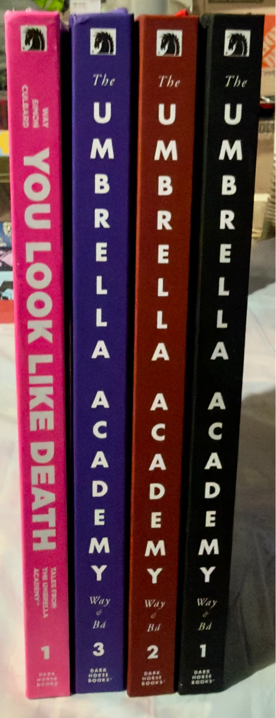 The Umbrella Academy Graphic Novels - photo 2