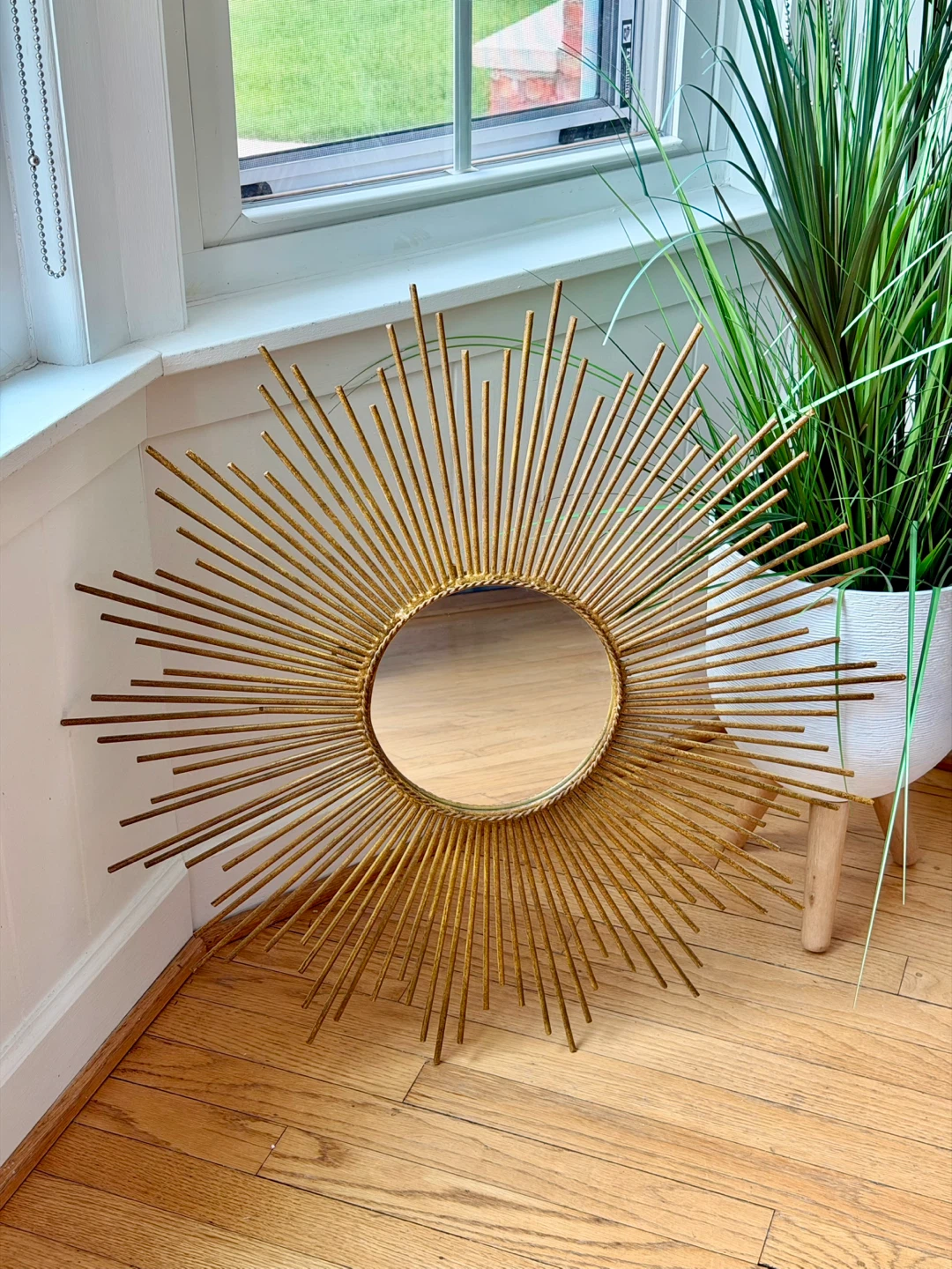 BEAUTIFUL GOLD SUNBURST MIRROR