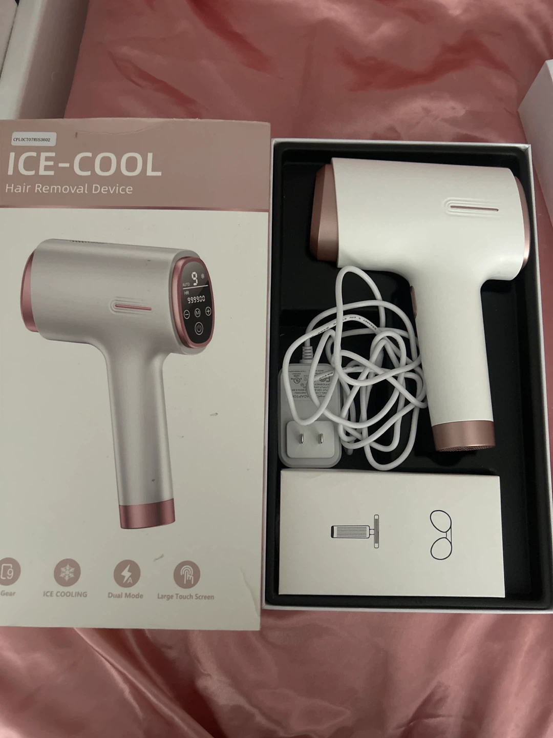 ICE-COOL Hand-held Hair Removal Device
