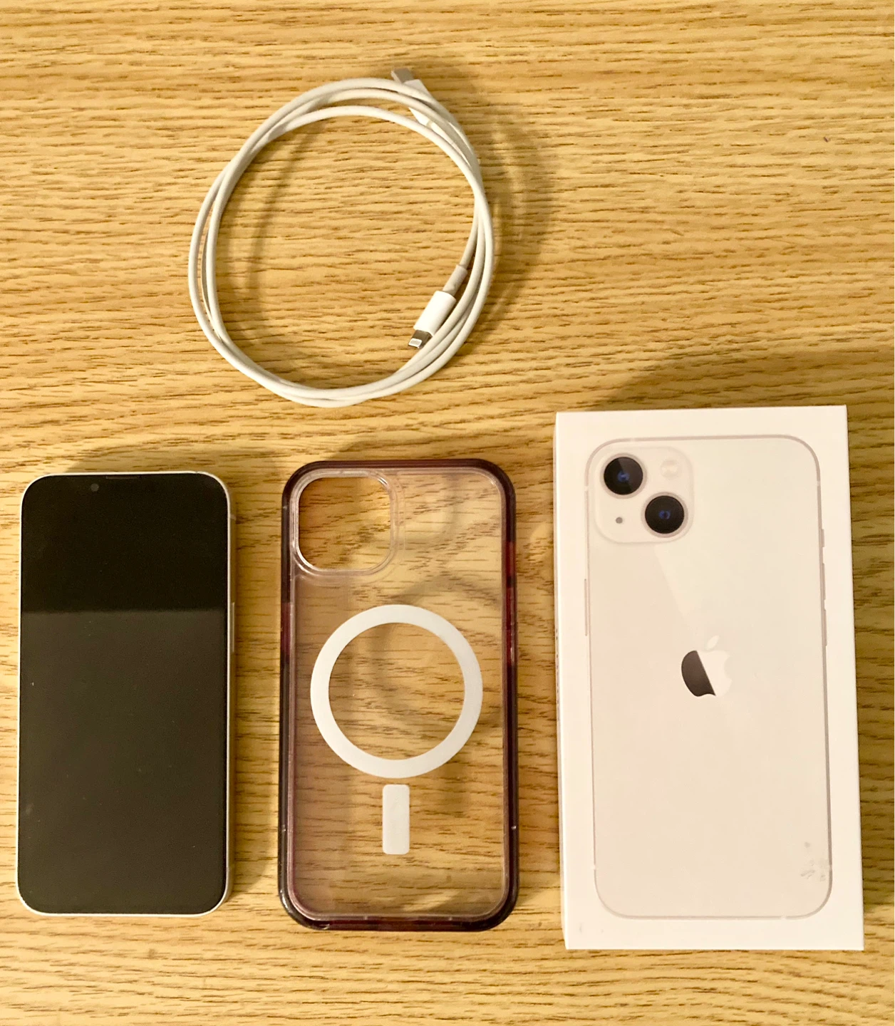 Apple iPhone 13 - Starlight