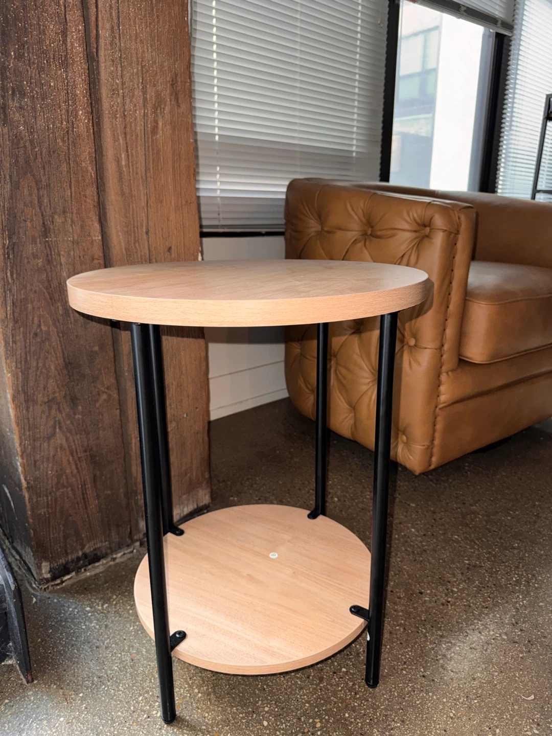 Wood Grain Round Side Table with Black Legs - photo 3