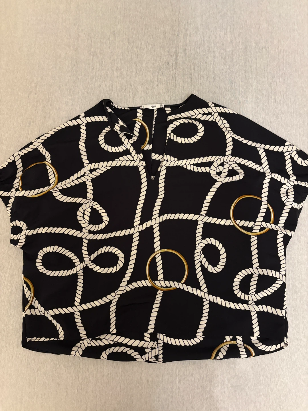 Closet cleanout. Selling as one bundle for $60 - photo 5