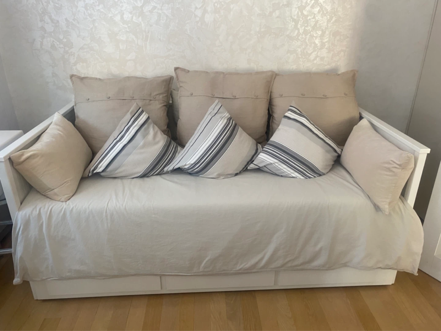 Day-bed frame with trundle bed, white, Twin