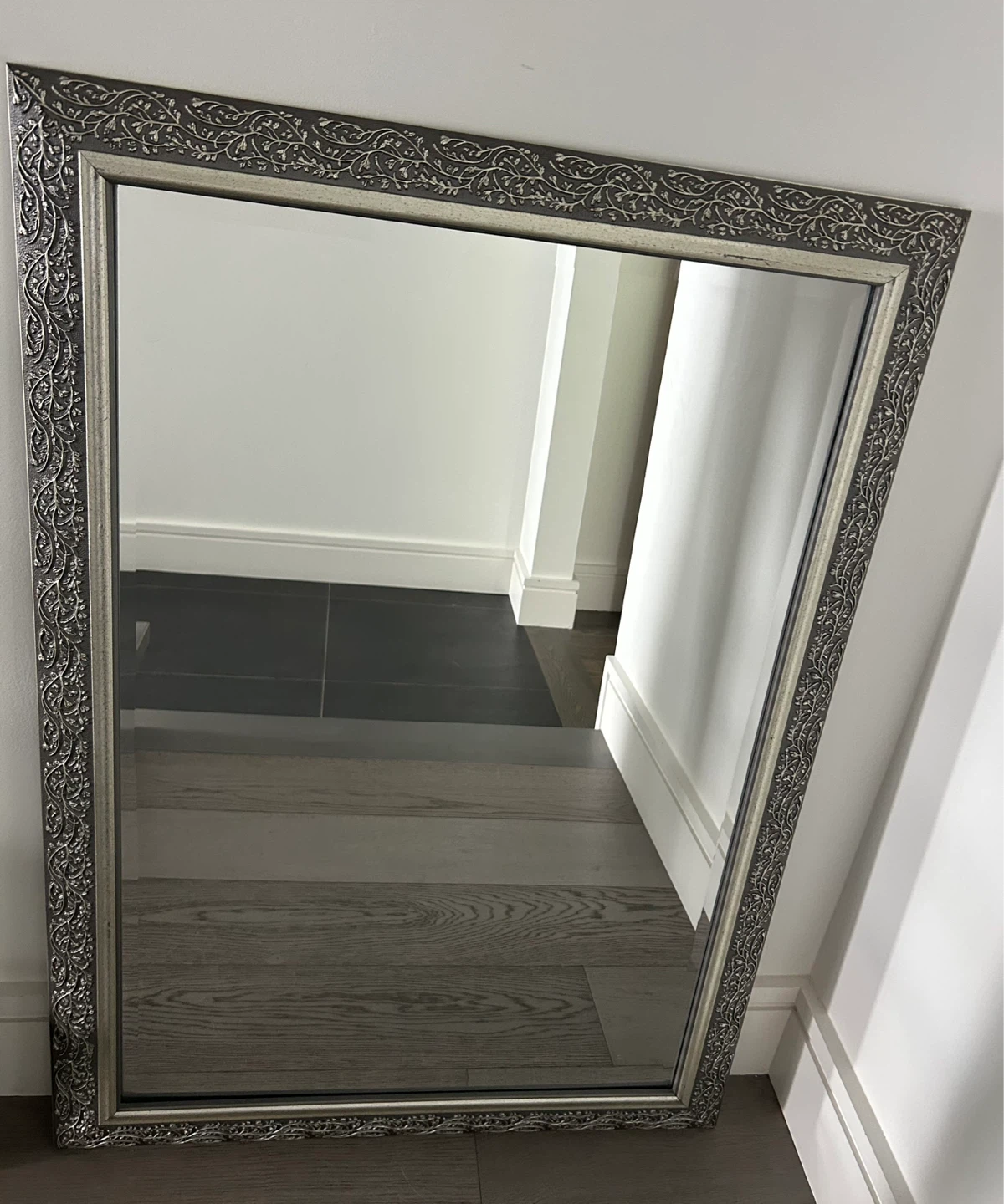 Stanley Monarch Mirror Decor - 29x41 in
