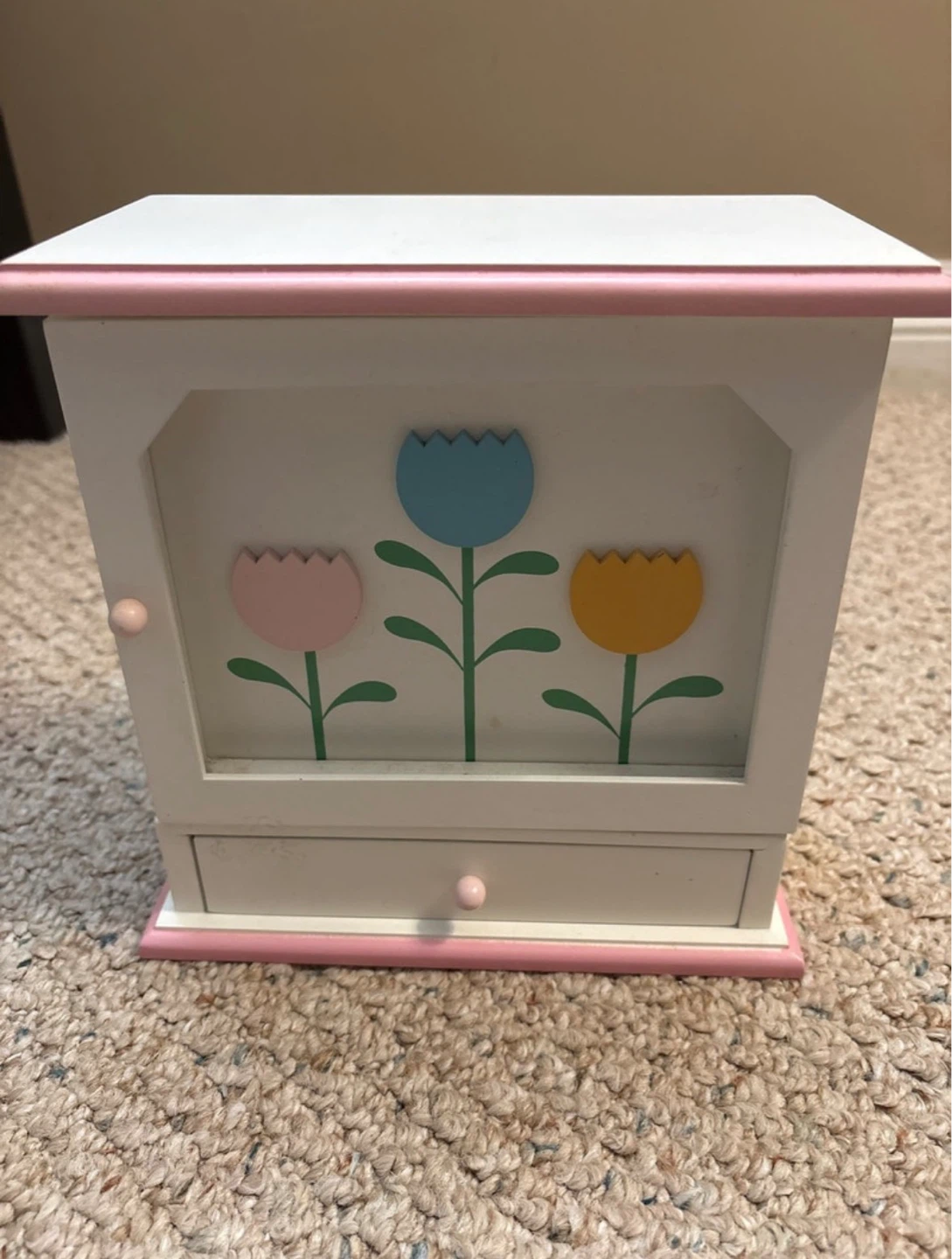 Wooden Jewelry Organizer with Flowers
