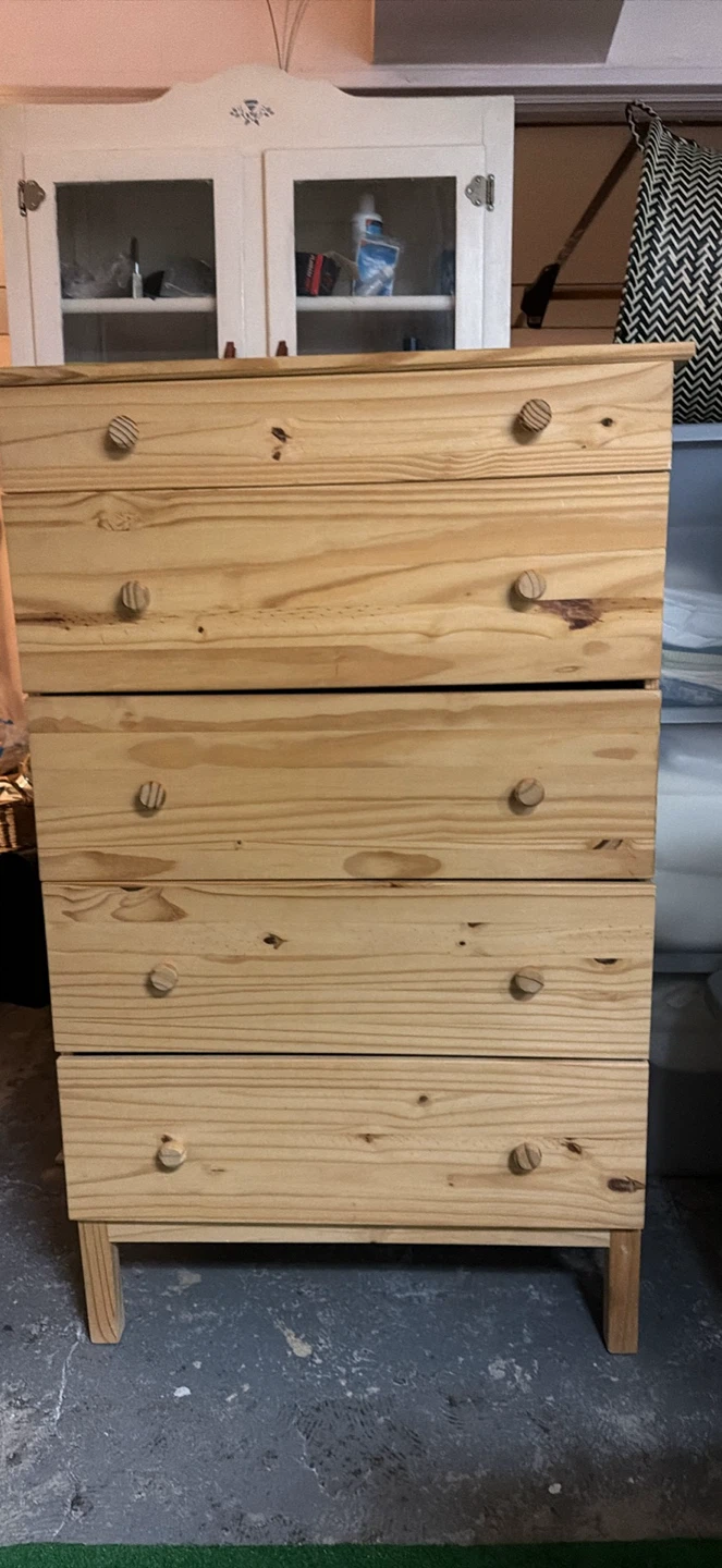 Wooden 5-Drawer Dresser Chest31” W x 50” H x 15.5”D