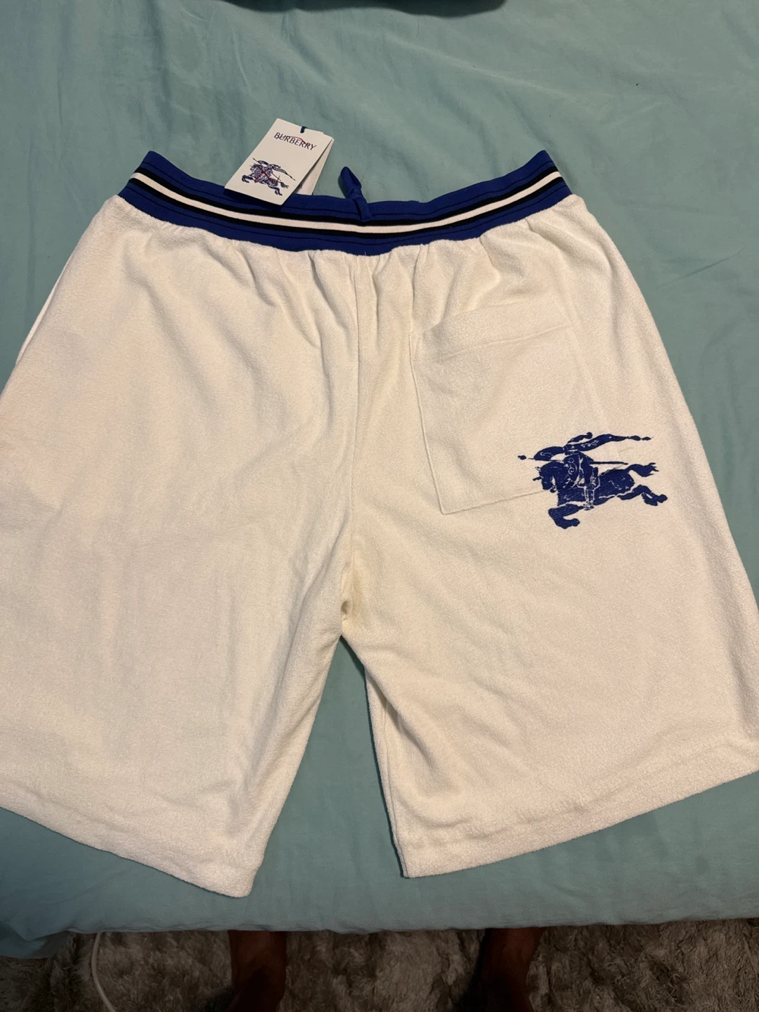 Burberry White Terry Cloth Shorts - photo 3