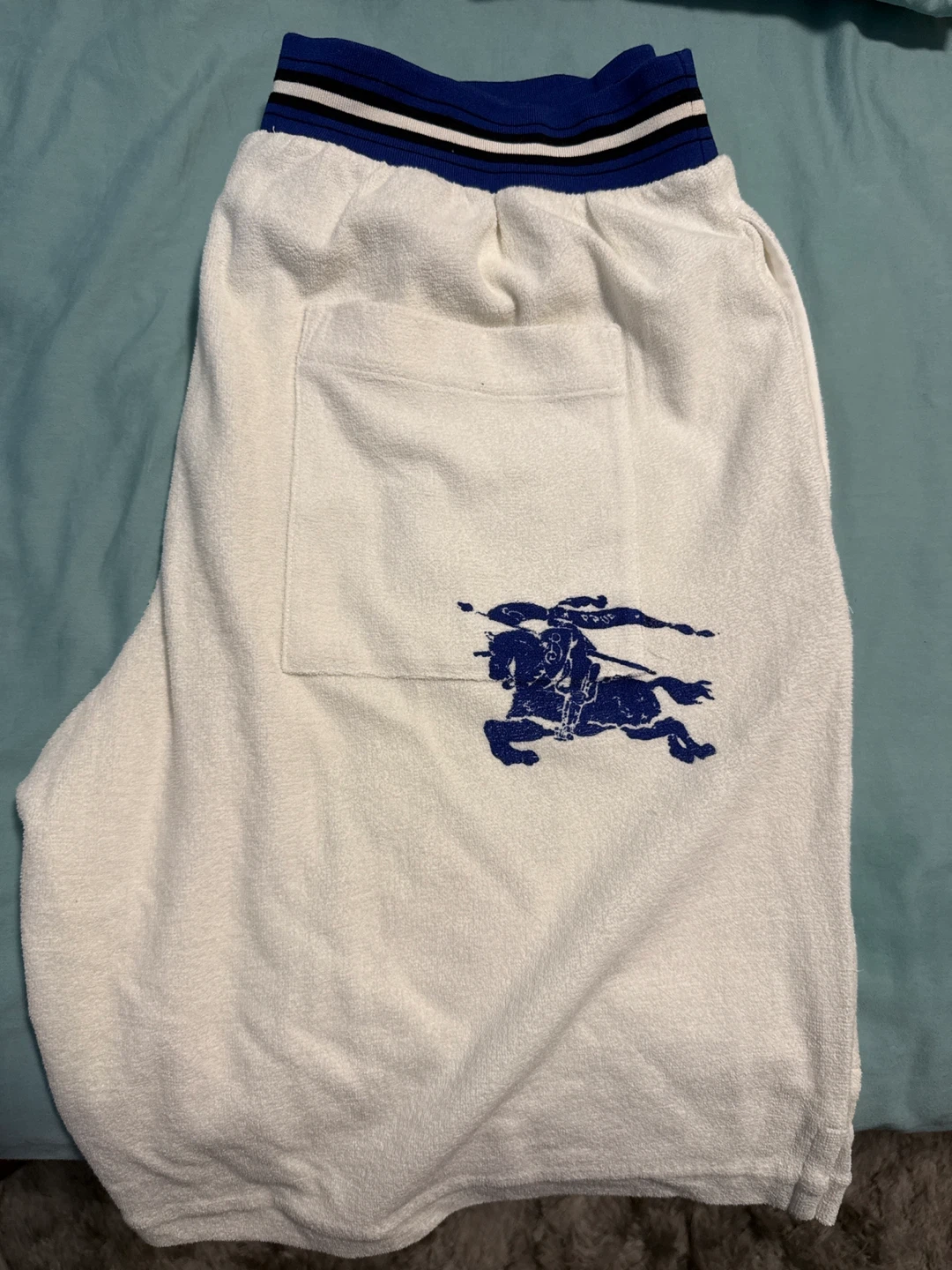 Burberry White Terry Cloth Shorts - photo 5