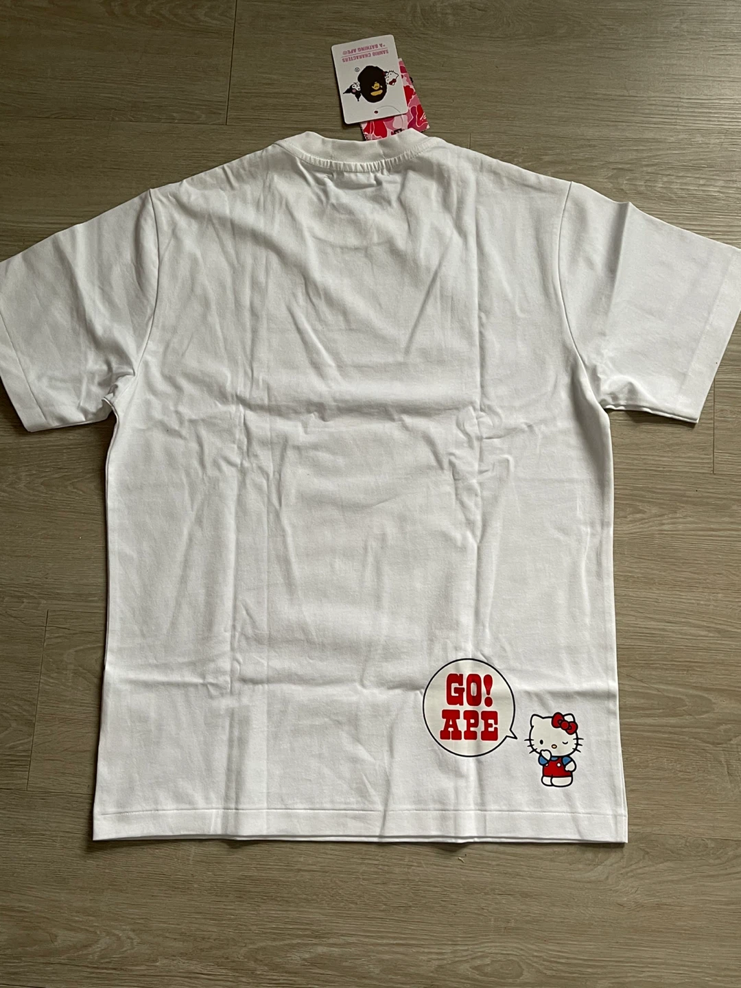 A Bathing Ape X Hello Kitty Tshirt ⚽️ - photo 4