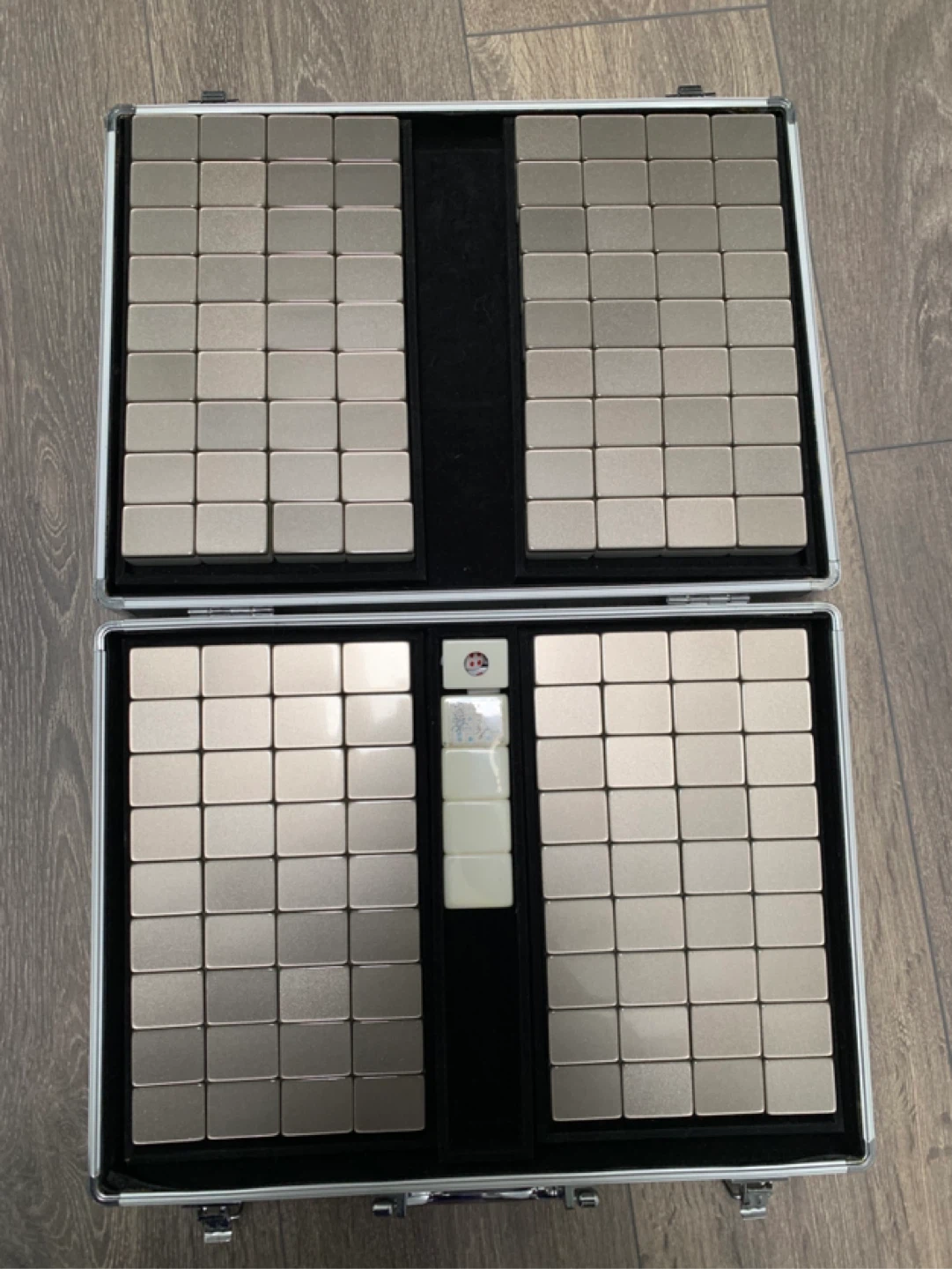 Good condition Mahjong tiles 麻雀