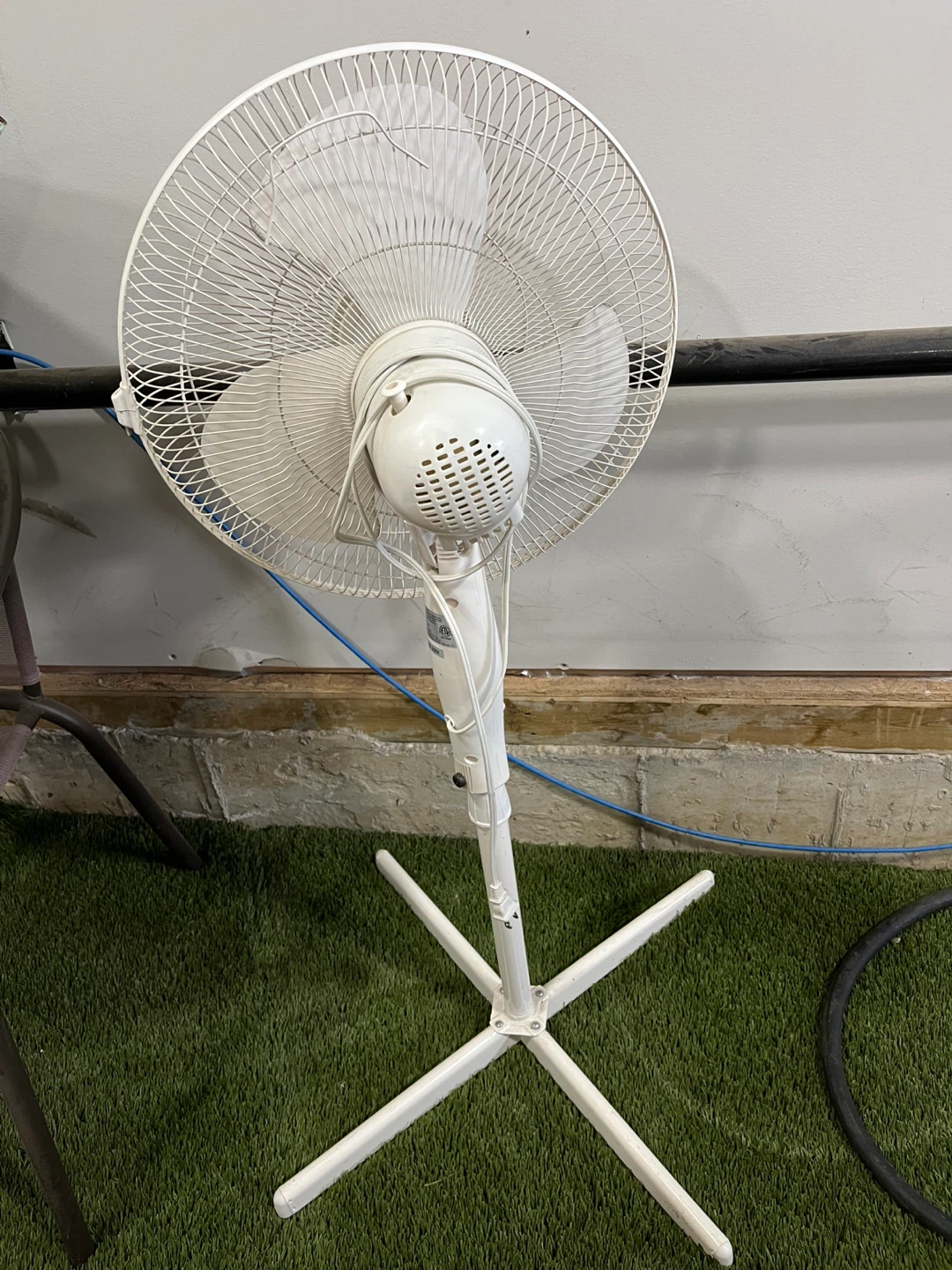 Lasko Pedestal Fan - photo 4