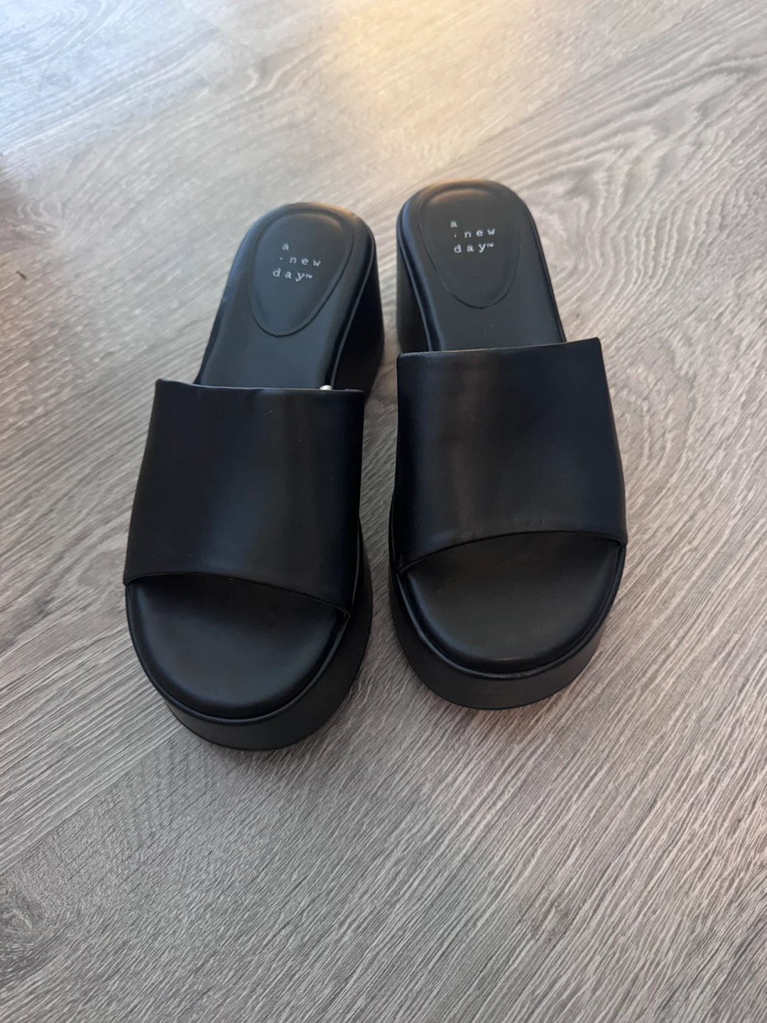 A New Day Black Platform Slide Sandals (size 7)