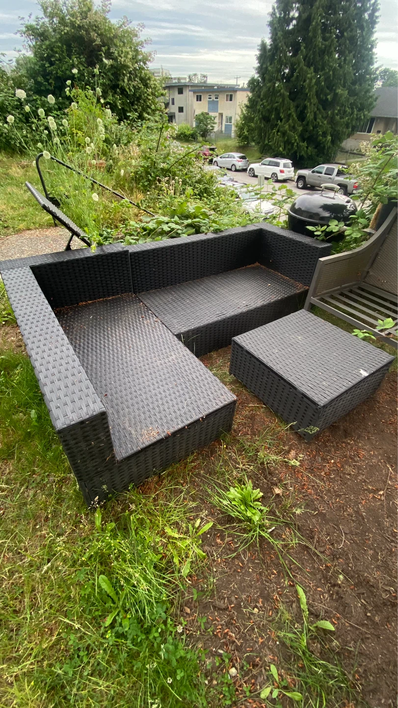 Dark Wicker Chaise Lounge Chair and couch set ⚽️