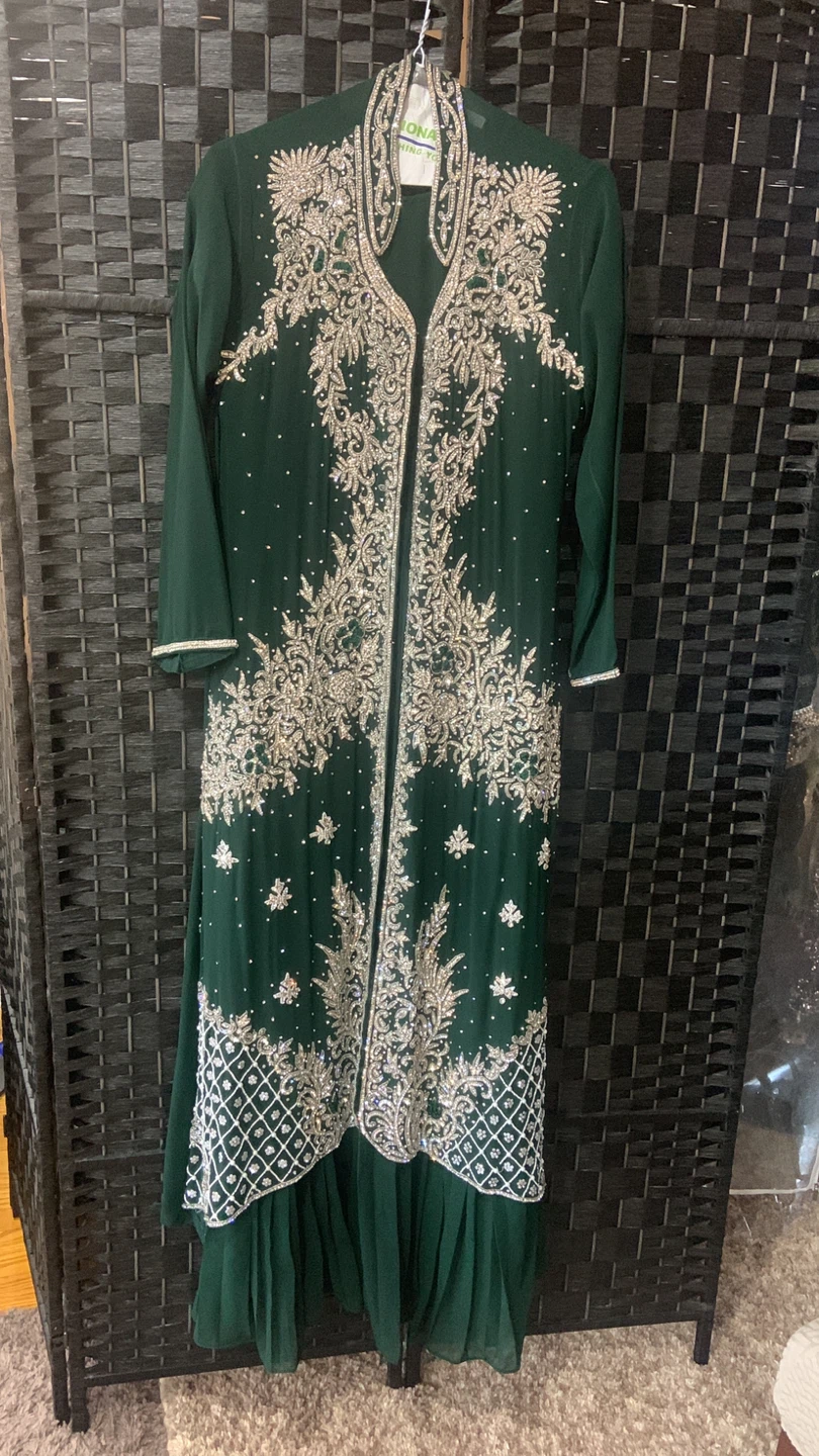 Women's Embellished Green Kameez Shalwar