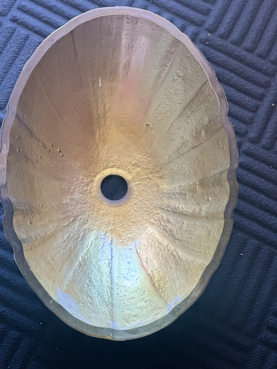 Brandnew Wash Basin gold-tempered glass - photo 4