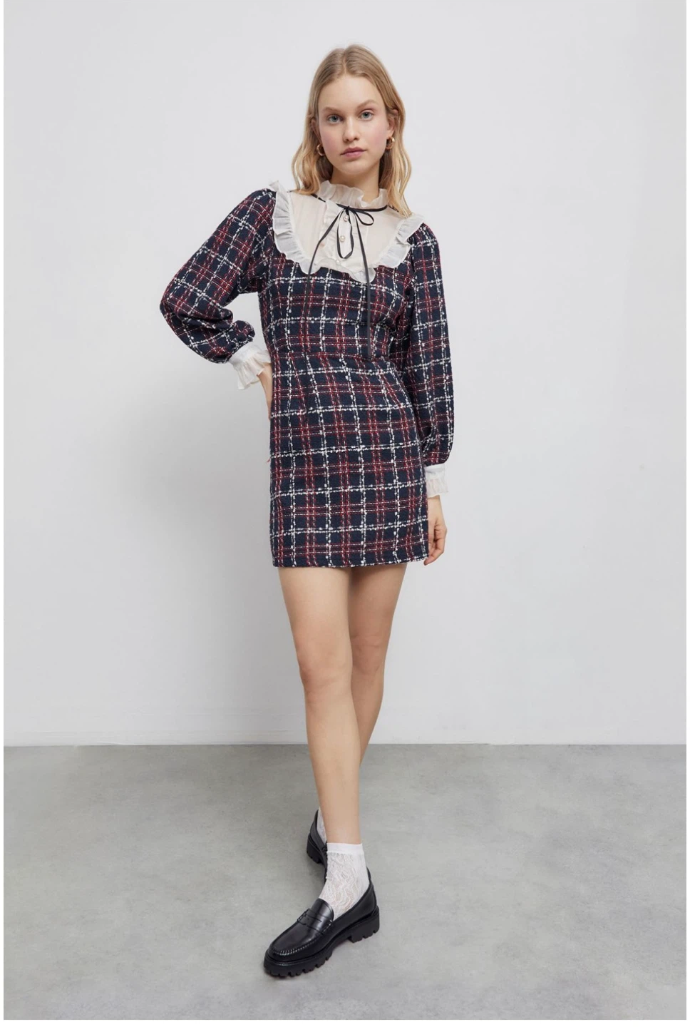 ⚽️Tweed Plaid Mini Dress with Ruffle Collar - photo 4