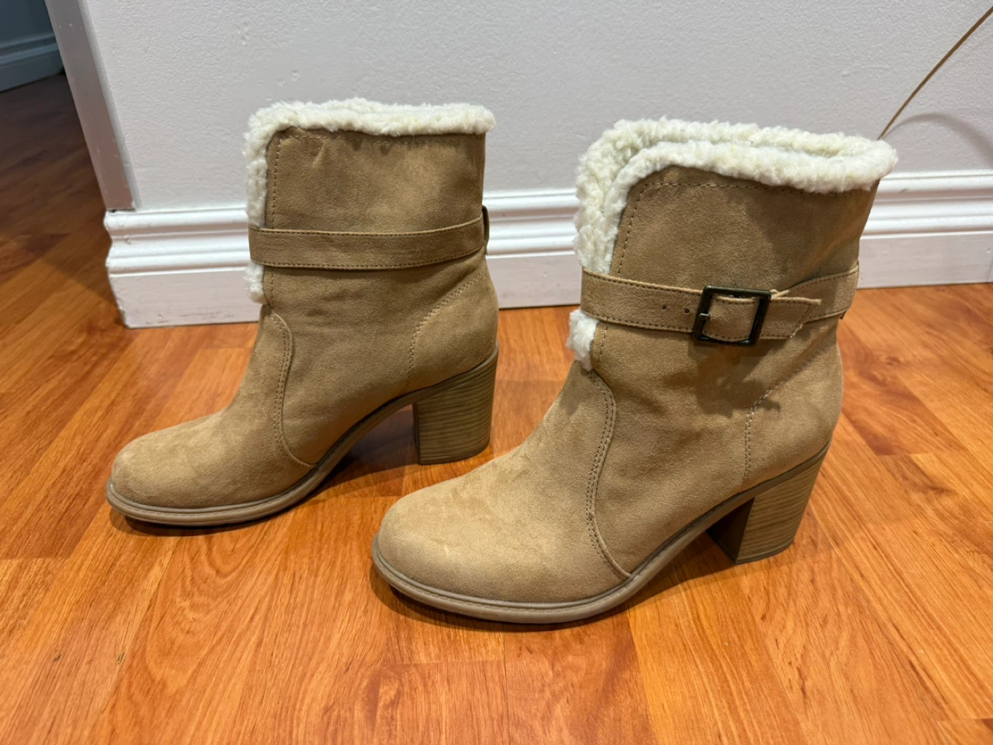 American Eagle Faux Suede Winter Boots - photo 2