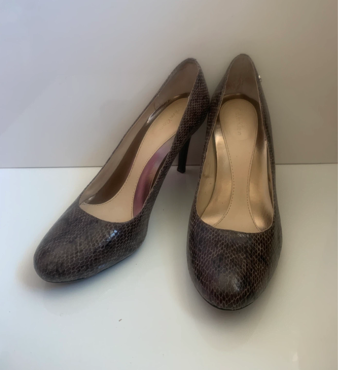 Calvin Klein Lana Snakeskin Print Pumps Size 9.5M - photo 2