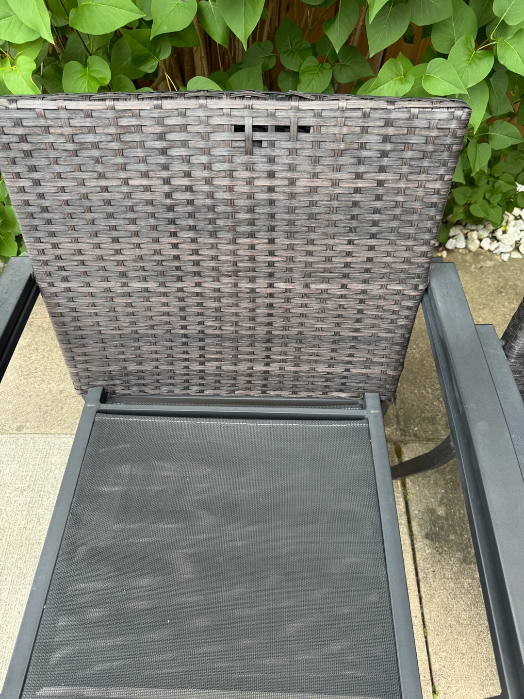 Wicker Outdoor Coffee Table with chairs&rug - photo 3