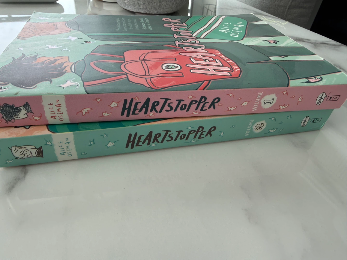 ⚽️Heartstopper Volume 1 & 2 Graphic Novels by Alice Oseman - photo 2