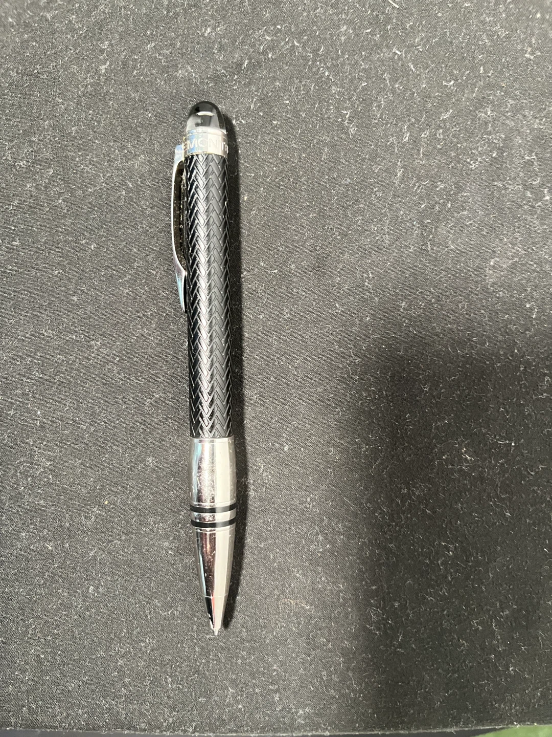 Montblanc Ballpoint Pen with Woven Black Grip with Case - photo 4