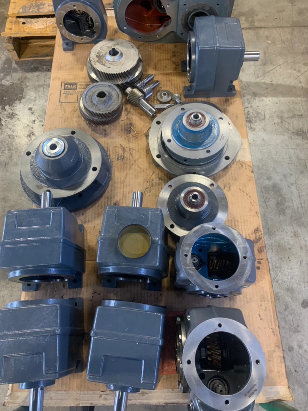 Industrial Gearboxes and Components - photo 5