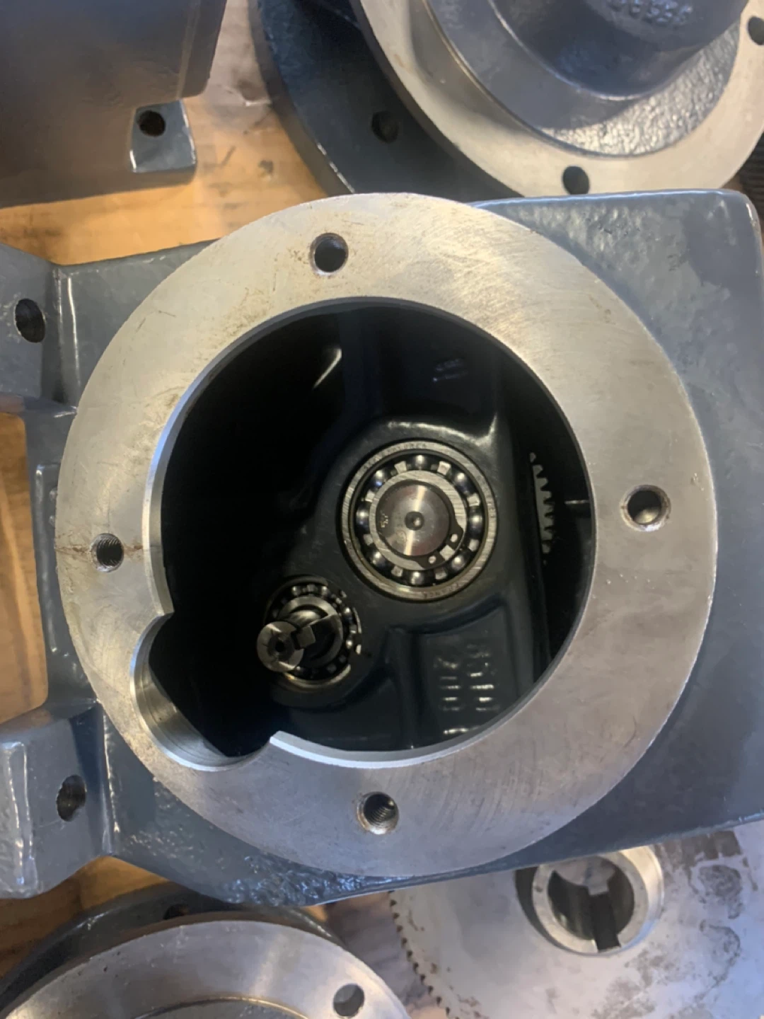 Industrial Gearboxes and Components - photo 3