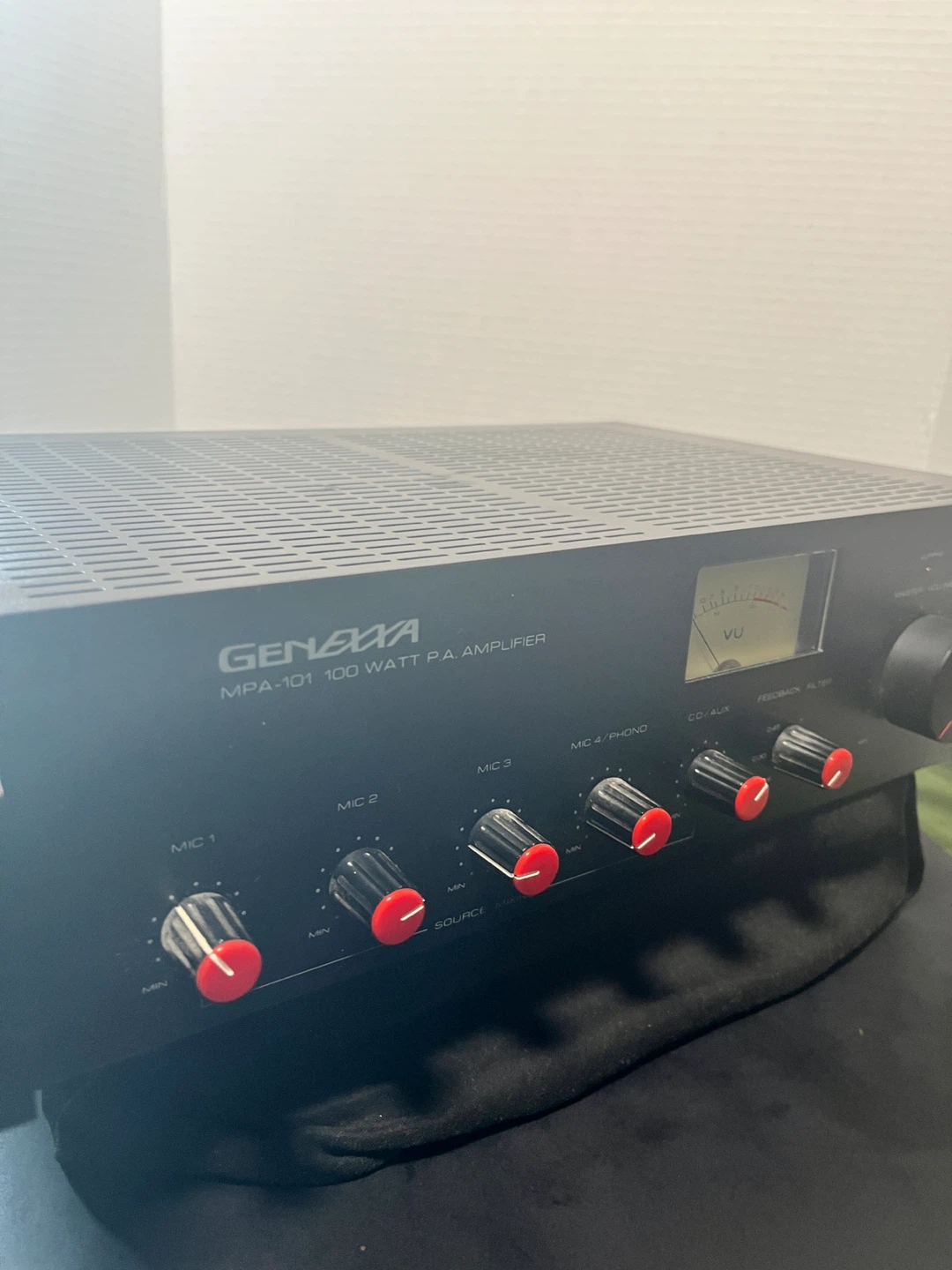 Genexxa MPA-101 100 Watt P.A. Amplifier - photo 3