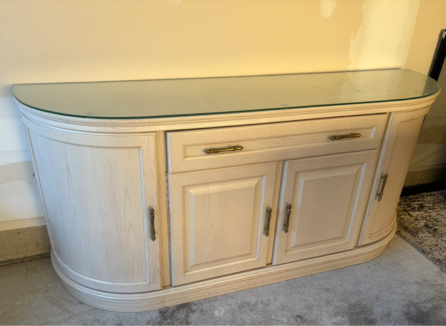 Light Wood Buffet with Glass Top tv stand - photo 2