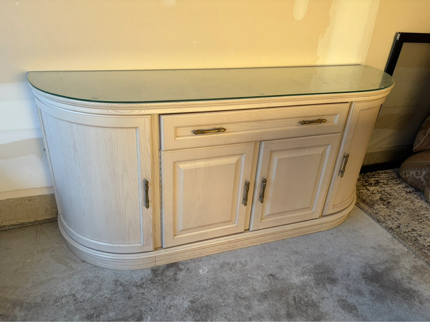 Light Wood Buffet with Glass Top tv stand