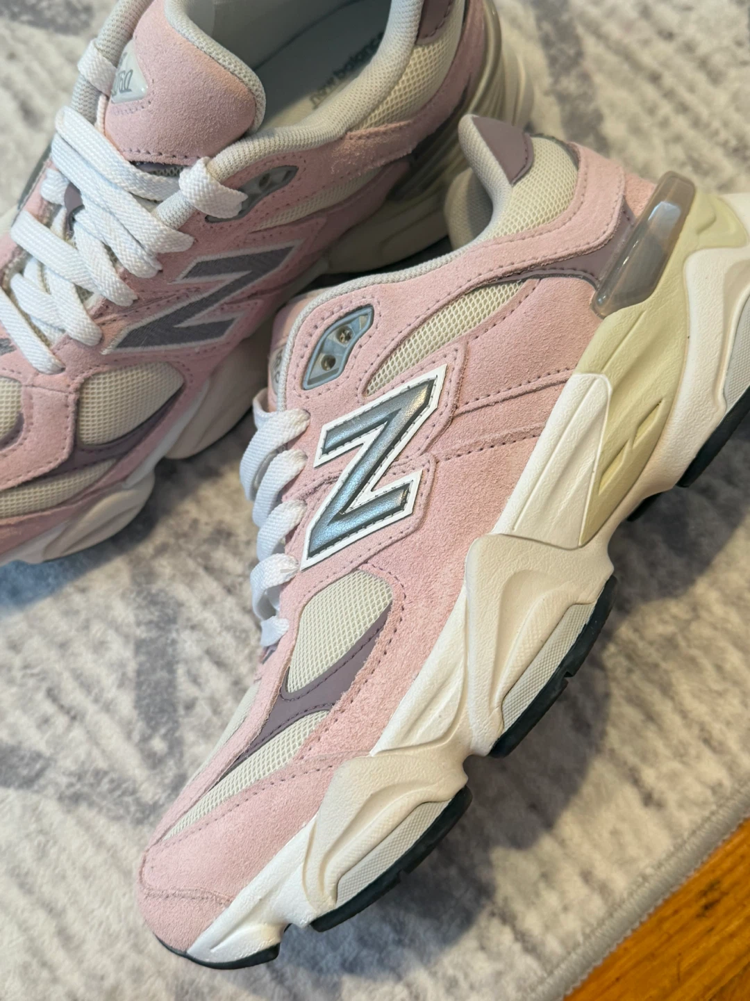 New Balance 9060 Pink/Cream Women's Sneakers - photo 2