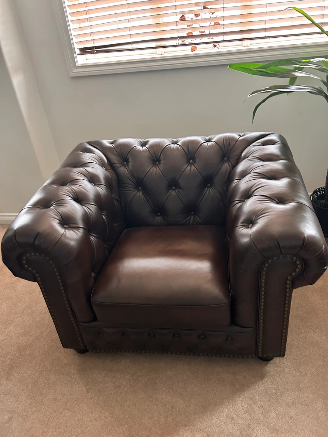 Brown Leather Chesterfield sofa set - photo 5