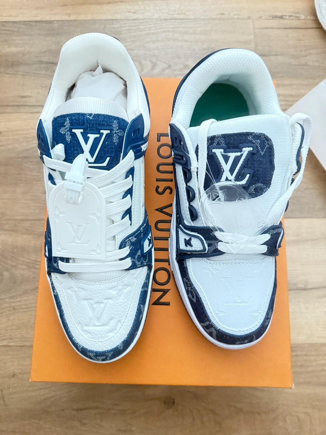 L-V Trainers - photo 3