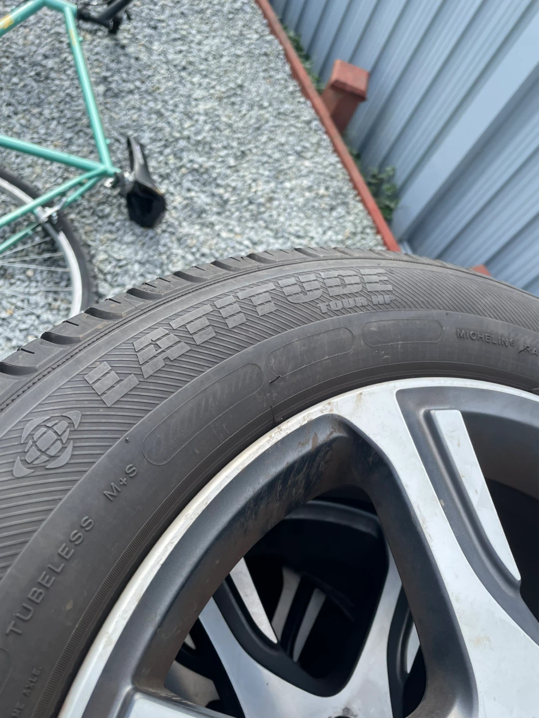 Volvo rims with tires - photo 3
