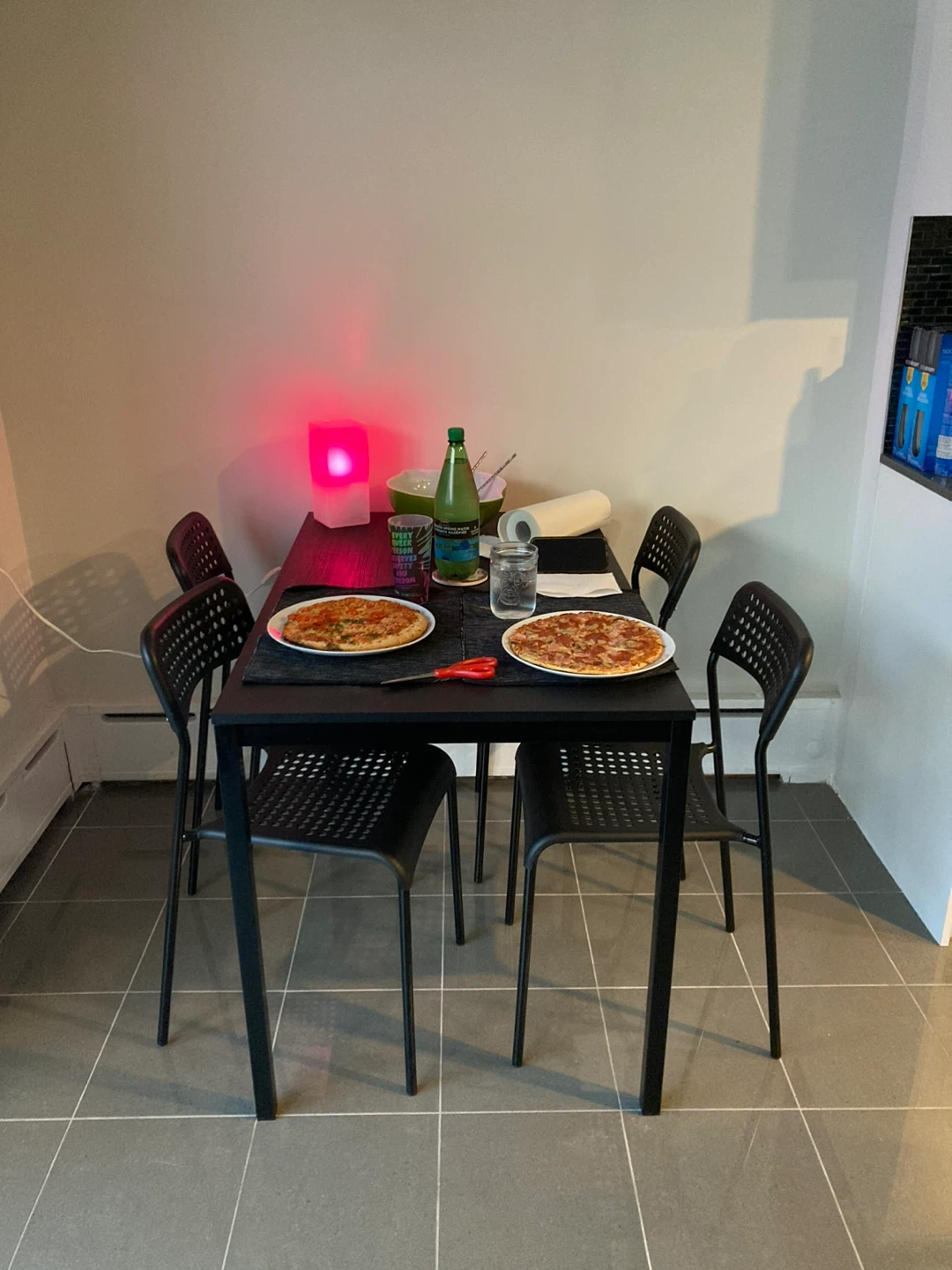 Kitchen table - photo 3