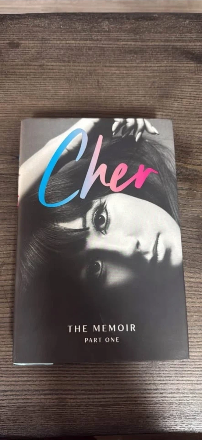 ⚽Cher: The Memoir Part One Book