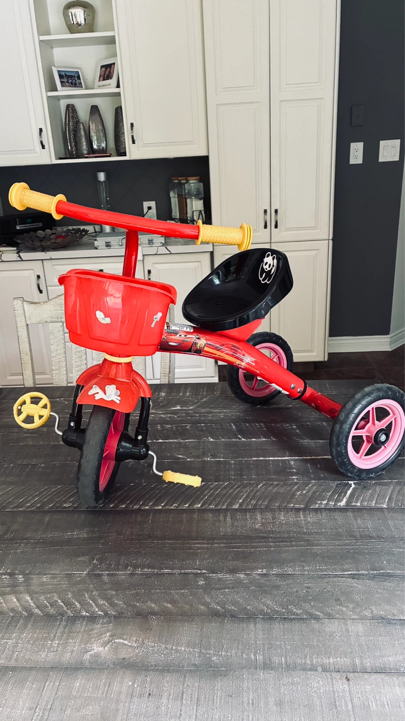Huffy kids tricycle
