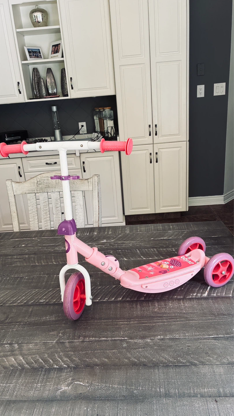 Avigo kids scooter