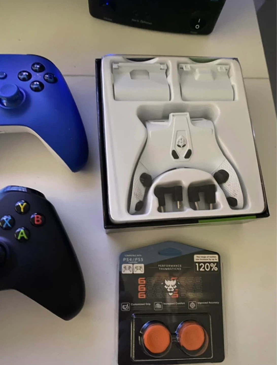 Xbox Controllers and StrikePack Horizon - photo 2