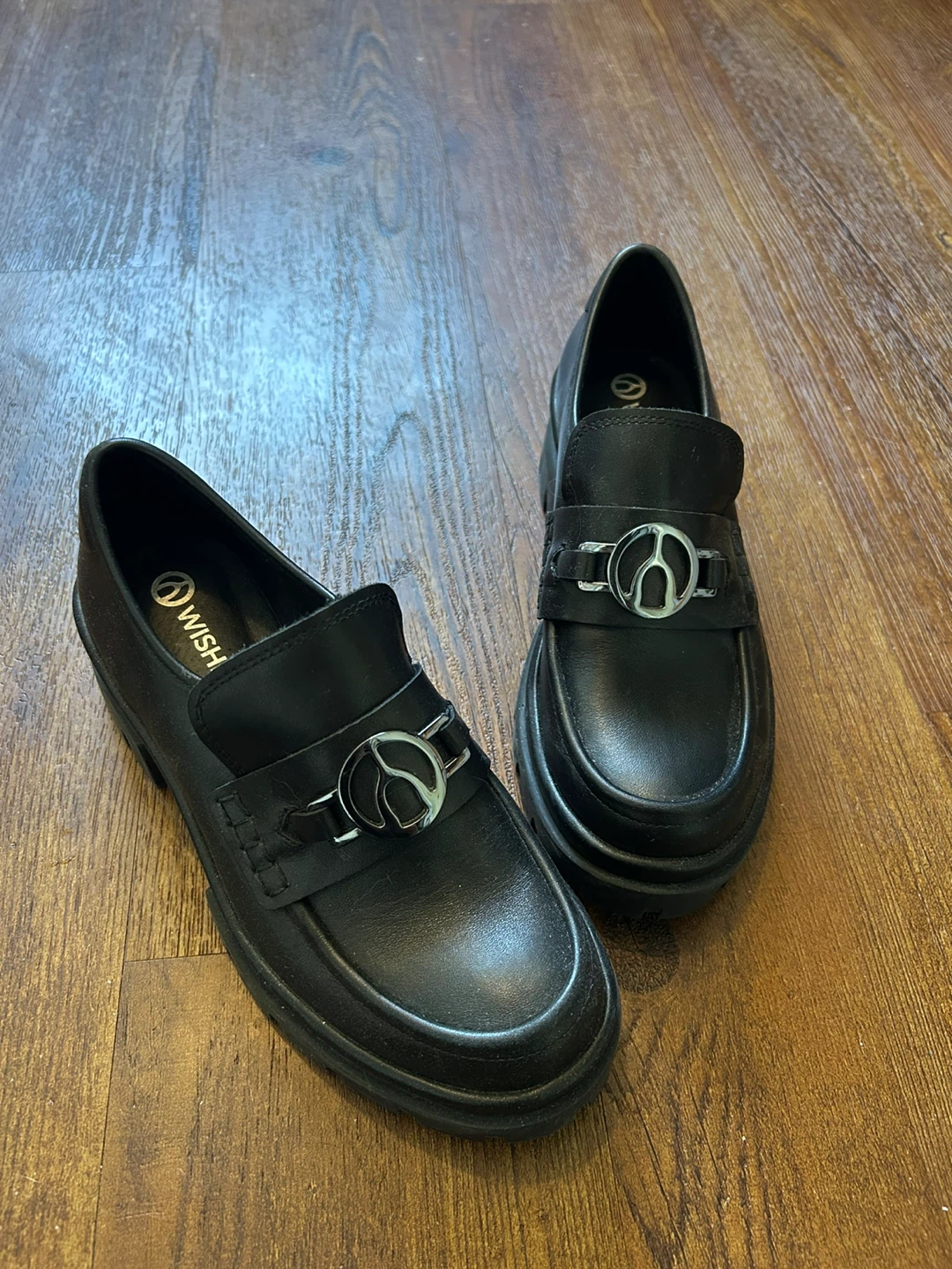 Black Wishbone Loafers- Size 5