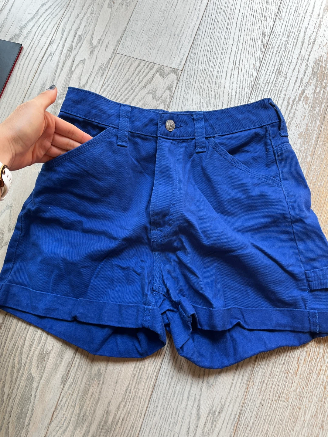 ⚽️H&M Blue Shorts Size 165/68A