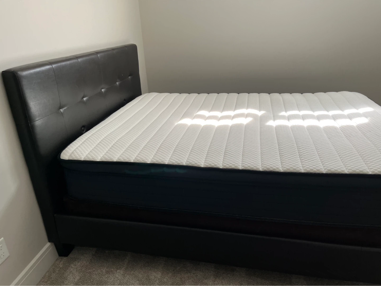 Bed frame with Mattress - photo 3