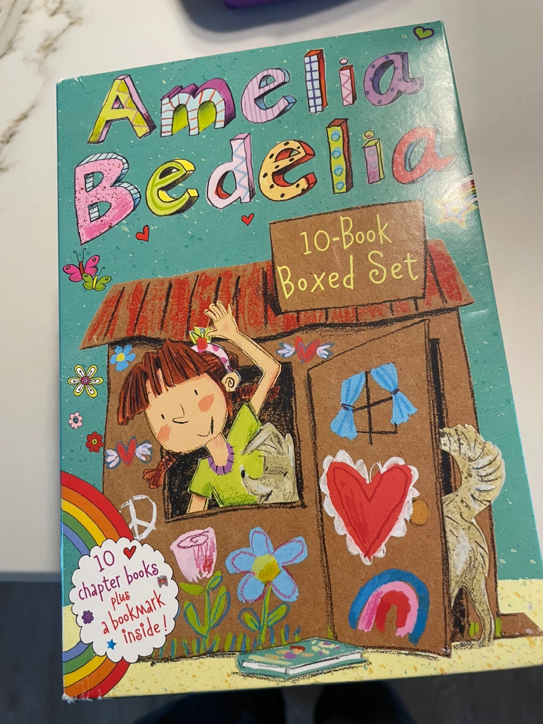 ⚽️Amelia Bedelia Chapter Books 10-Book Boxed Set - photo 3