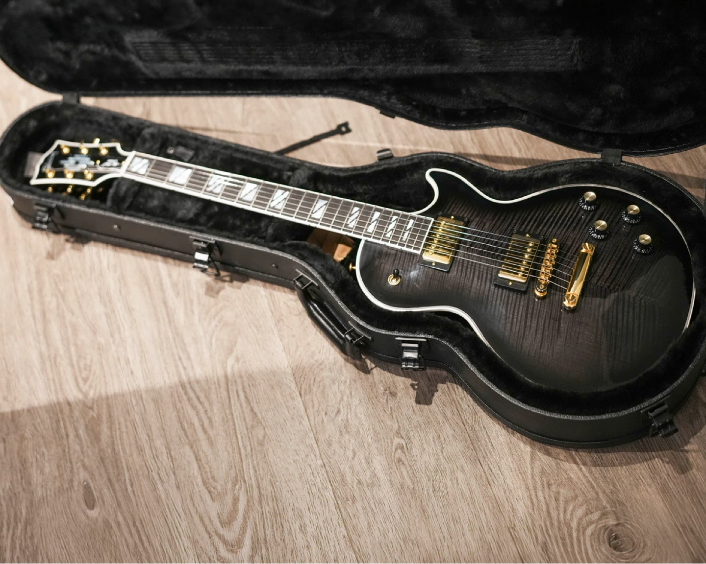 Gibson Les Paul Supreme - photo 3