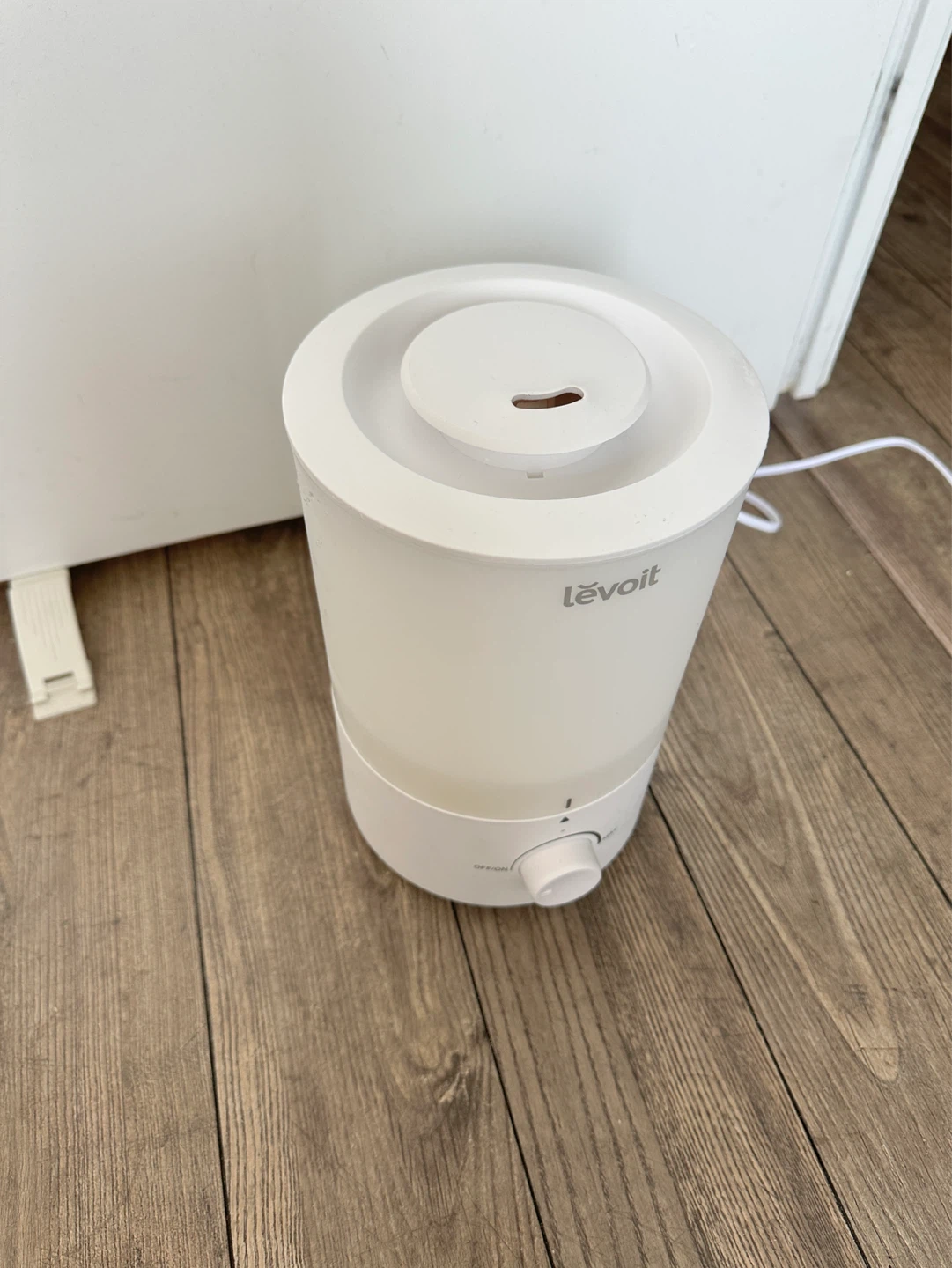Levoit Classic White Humidifier - photo 3
