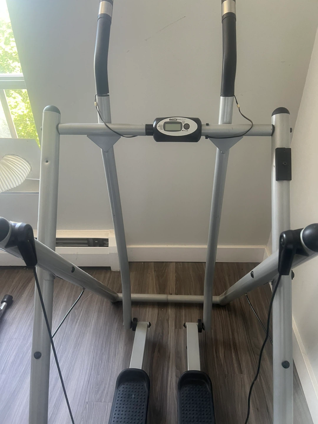 Gazelle Platinum Elliptical Exercise Machine. - photo 4