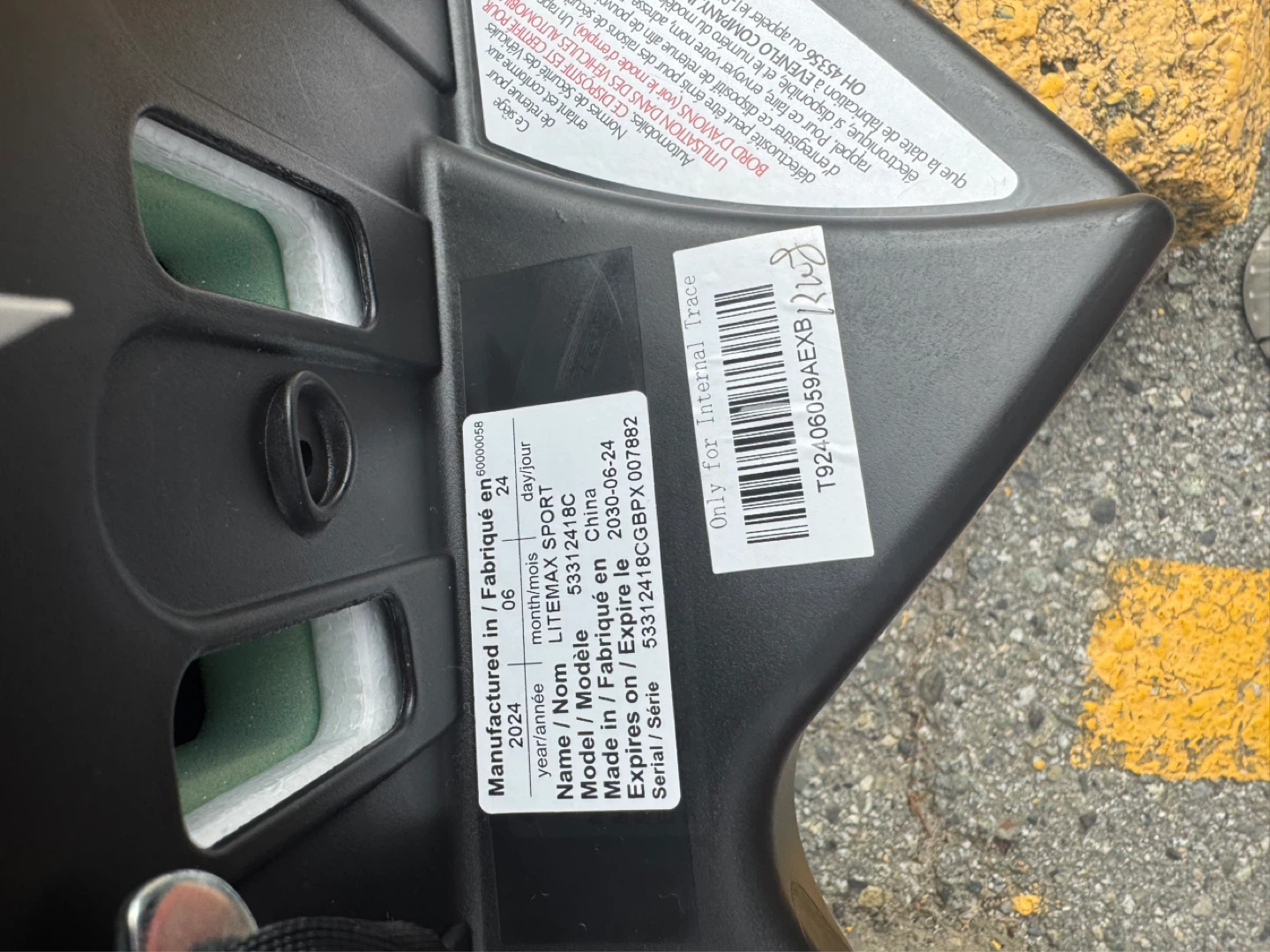 Evenflo Omani plus Baby Car Seat Base and troller