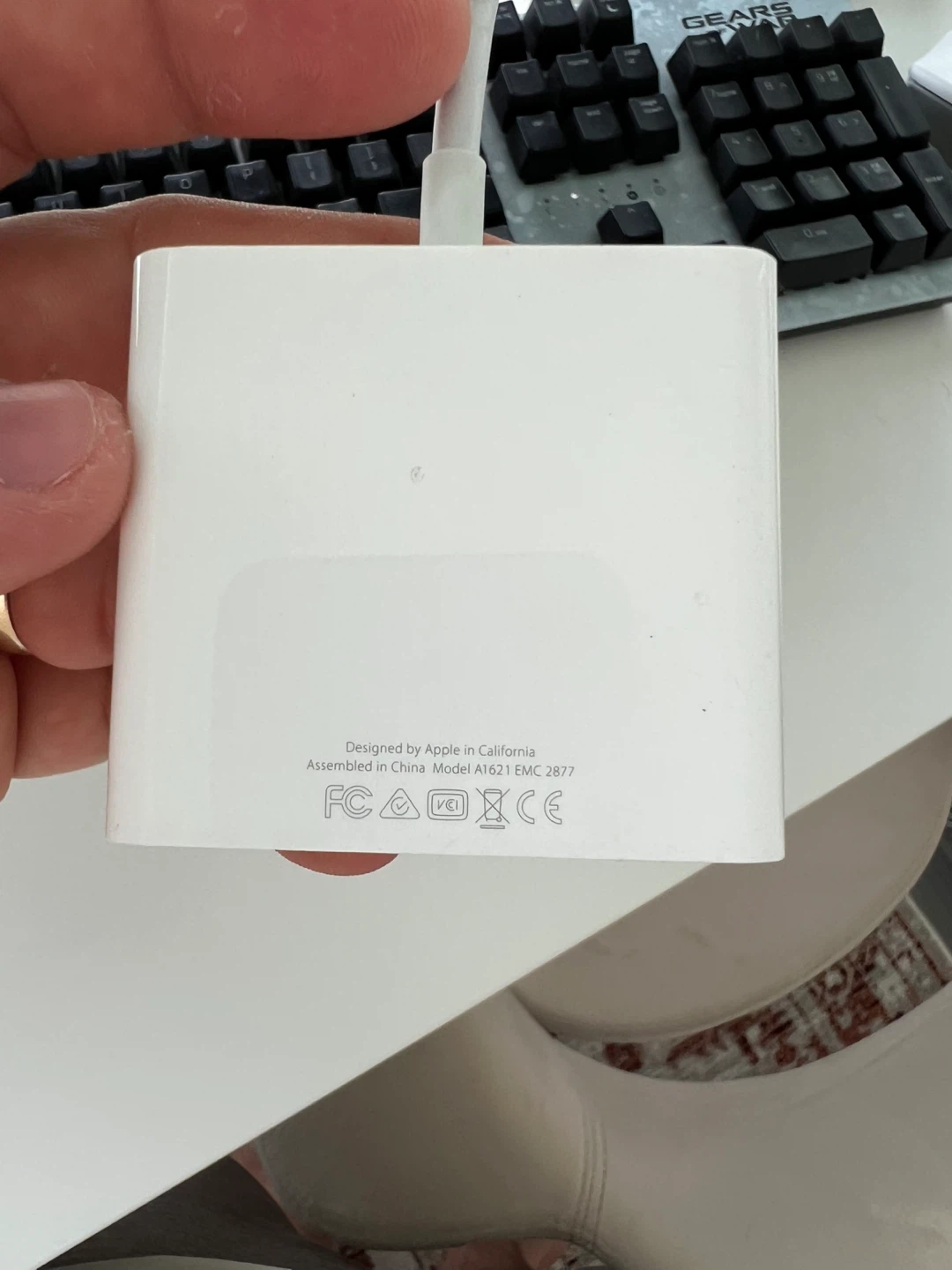 Apple USB-C Dongle HDMI USB-A USB-C Power delivery - photo 3