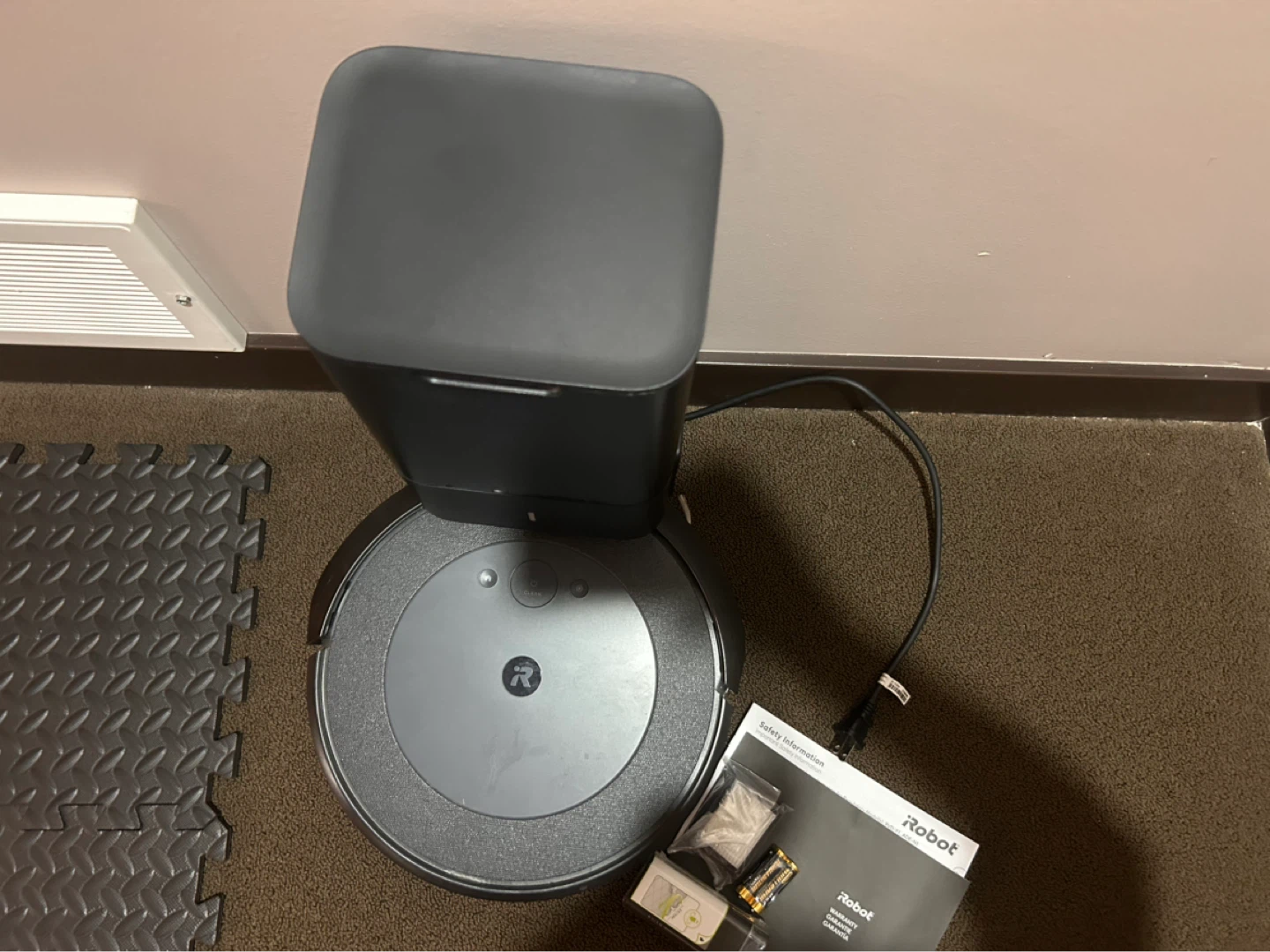 iRobot Roomba Robot Vacuum with Self-Emptying Base