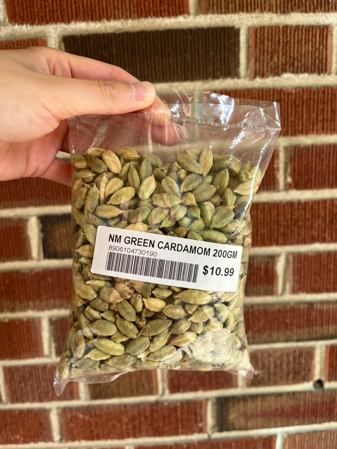Sealed Green Cardamom Pods